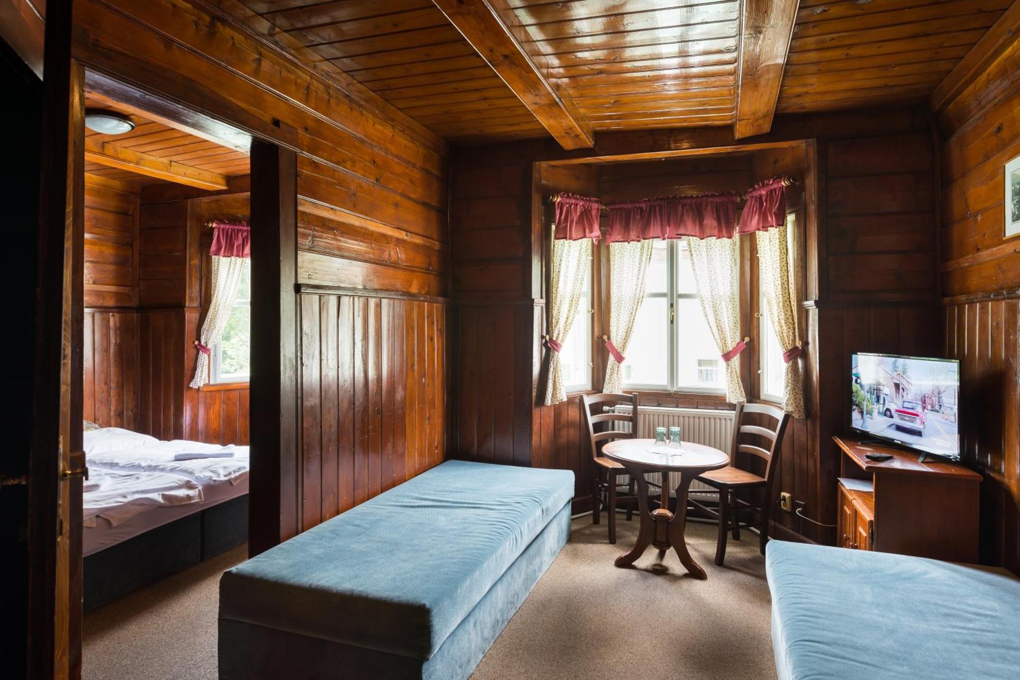 Hotel Diana ชปินด์เลอรูฟ มลิน ภายนอก รูปภาพ